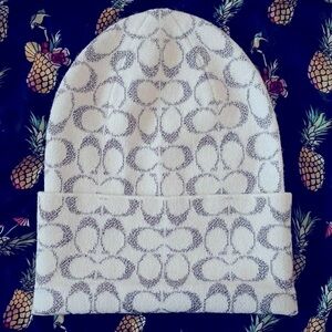 NWOT Coach White Silver Metallic Thread Signature C Logo Beanie Cuffed Hat